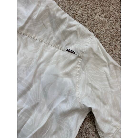 Billabong Hawaiian Print shirt size Large, Short Sleeves; Blue & white - Picture 6 of 10